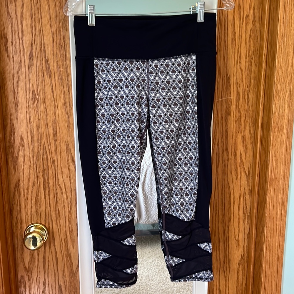 Athleta Mantra Capri Mesh Leggings Navy Blue